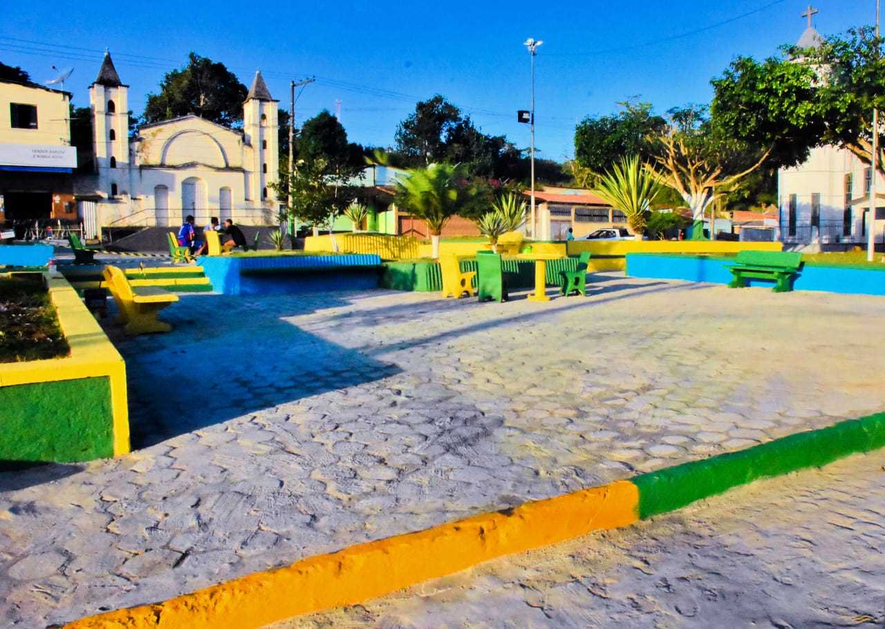 Camacã: Projeto Cidade Limpa é Mais Bonita revitaliza a Praça da Matriz em São João do Panelinha